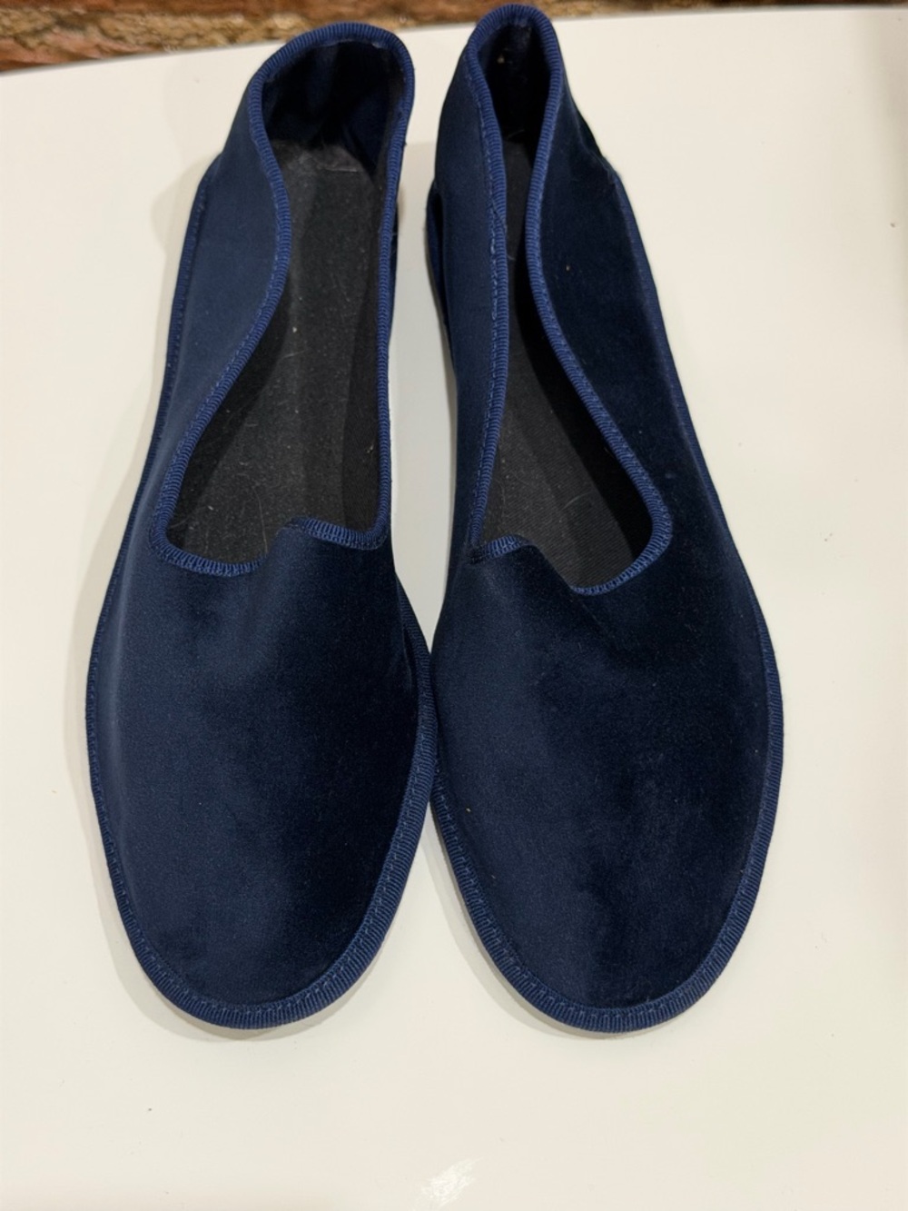 Navy Velvet Slip-On Like Flabelus